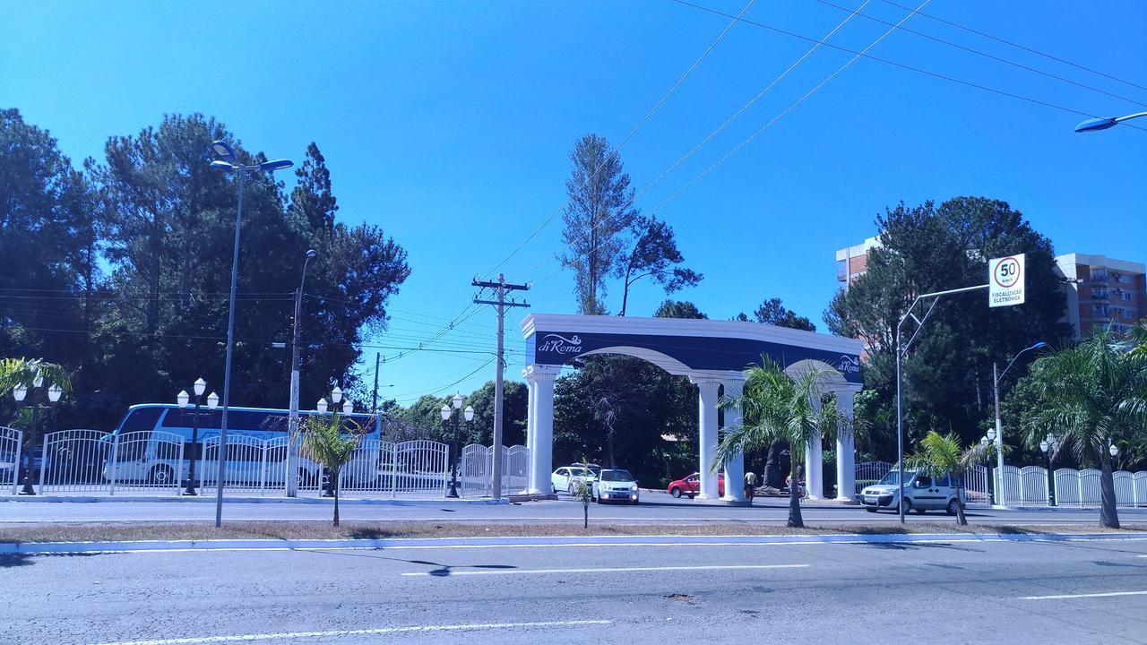DIROMA ANDRIAN - Lacqua II Caldas Novas Esterno foto